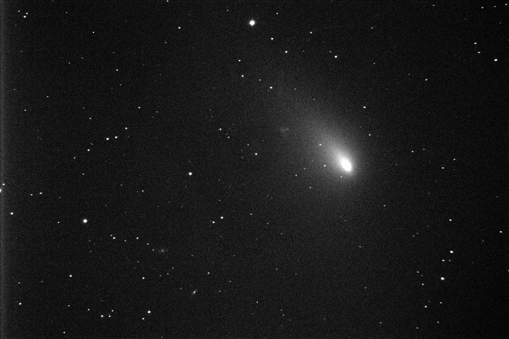 Immagine:Cometa_C2012_K5_20121228230140s1x1_L_s.jpg