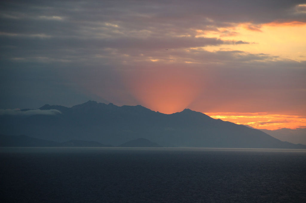 Immagine:Tramonto_10-01-2020_Vittoriano_web.jpg