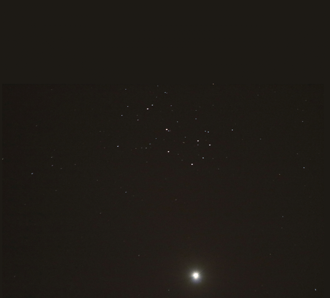 Immagine:Venere_Pleiadi_1-4_aprile_AAP.gif