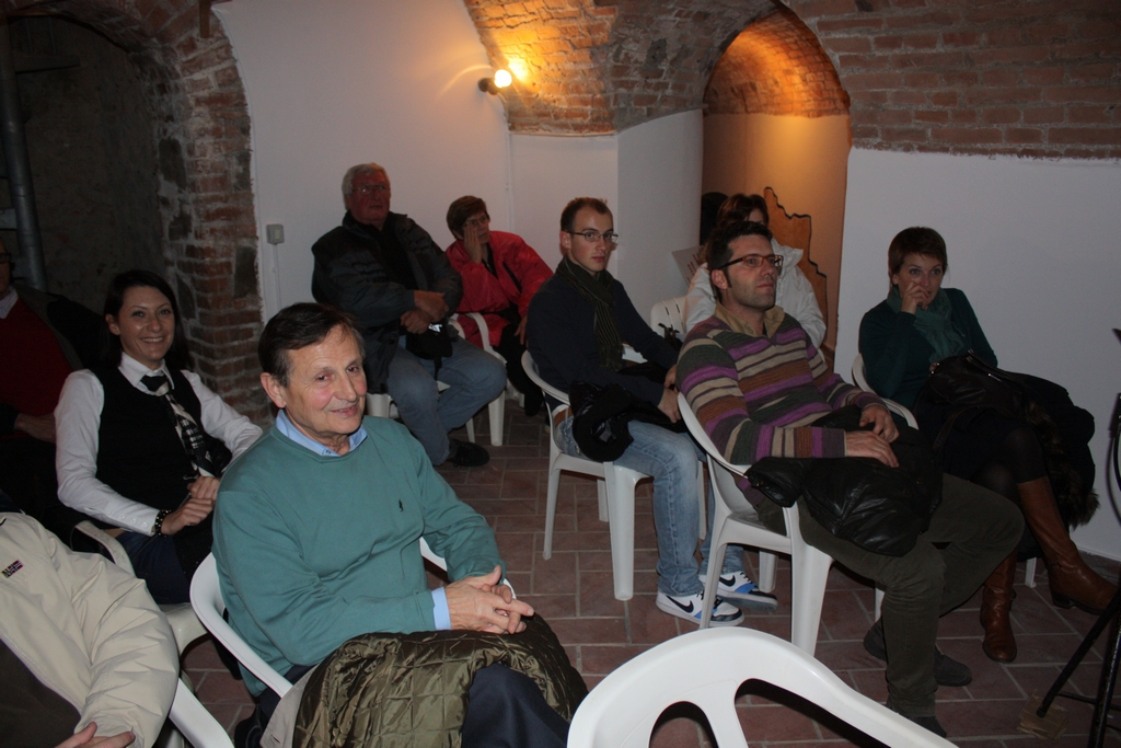 Image:Corso_astonomia_AAP_2012_00001.jpg