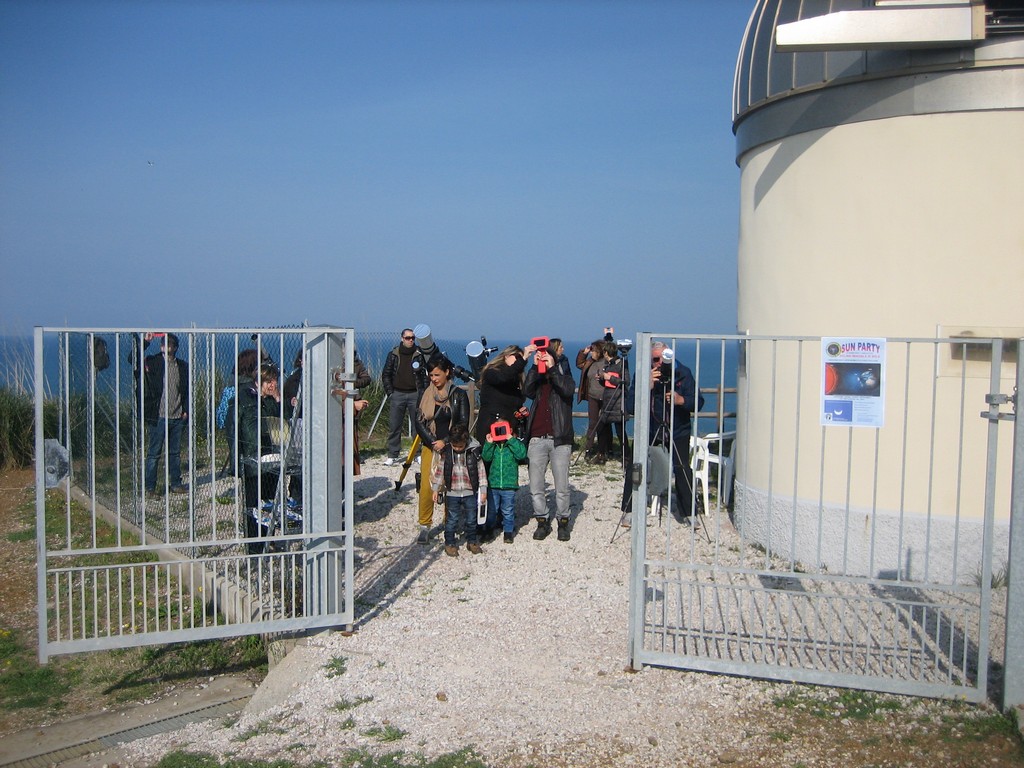 Immagine:Eclissi_a_Piombino_00005.jpg