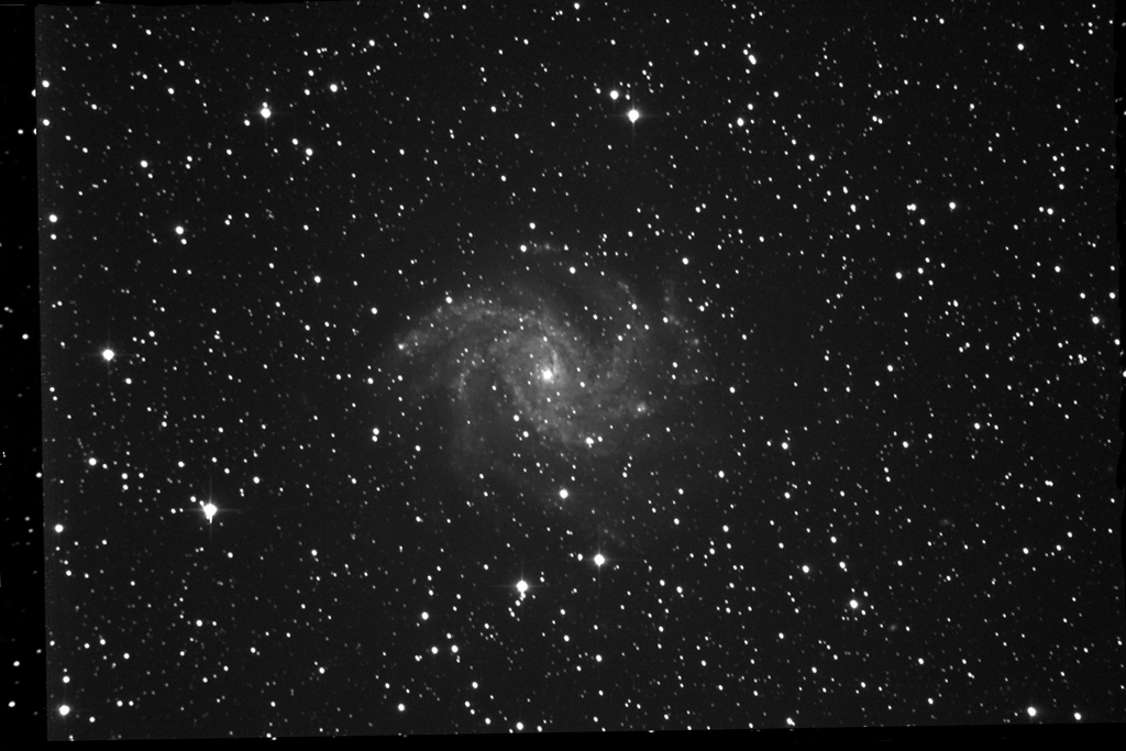 Immagine:Supernova_in_NGC_6946_2017-05-15.gif