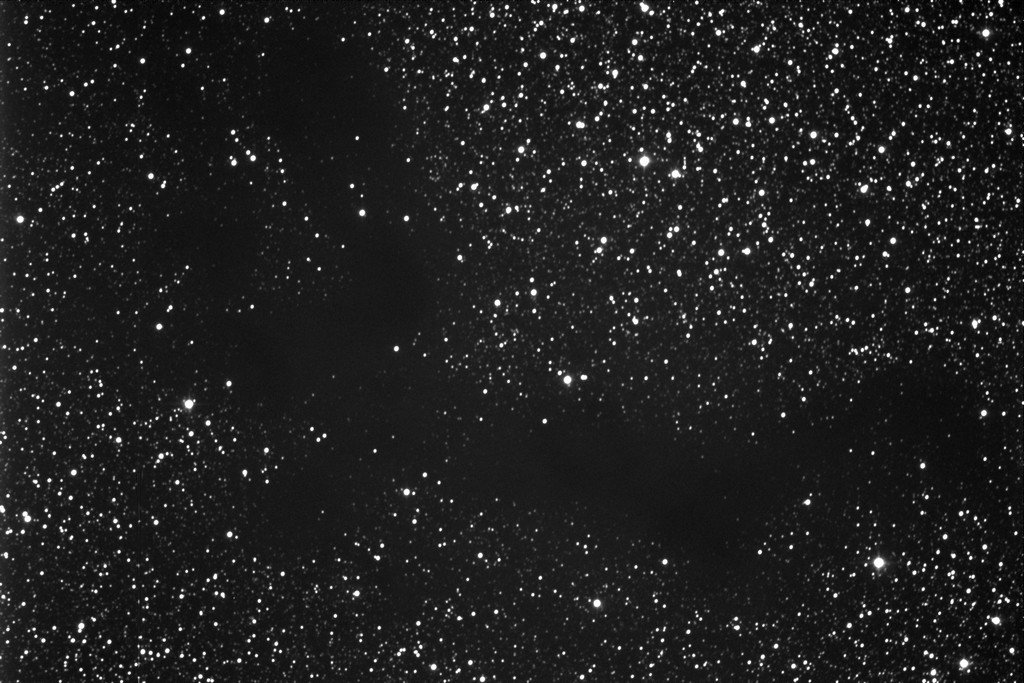 Immagine:Dark_nebula_barnard_142_143.jpg