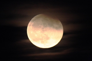 Immagine:Eclisse_luna_10-11-2011-00003.jpg