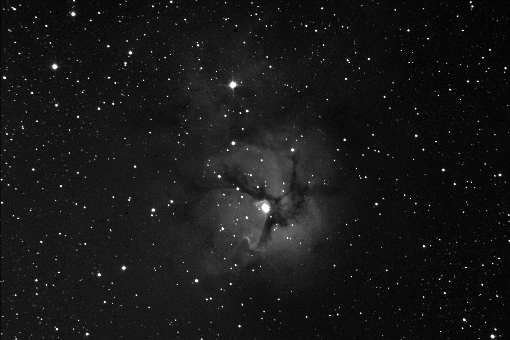 Immagine:20130904_M20_3x3_30sec_lum.jpg